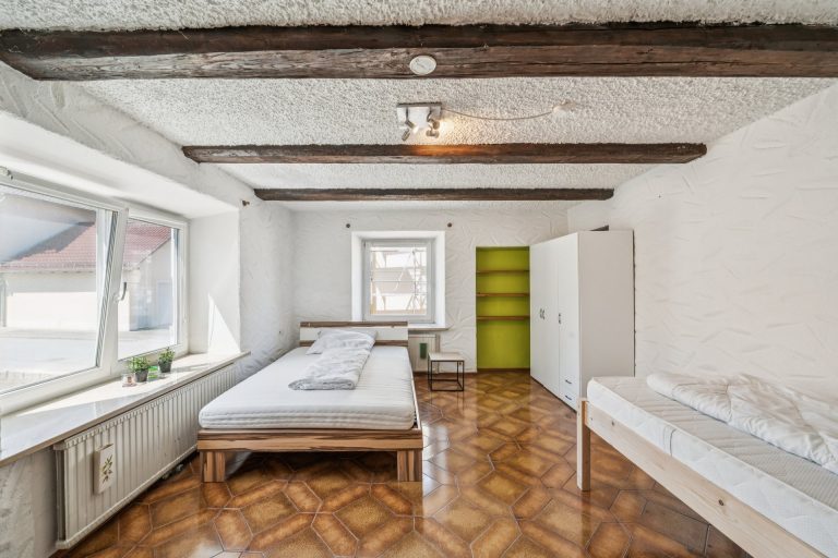 EG Bauernhaus: Schlafzimmer 1